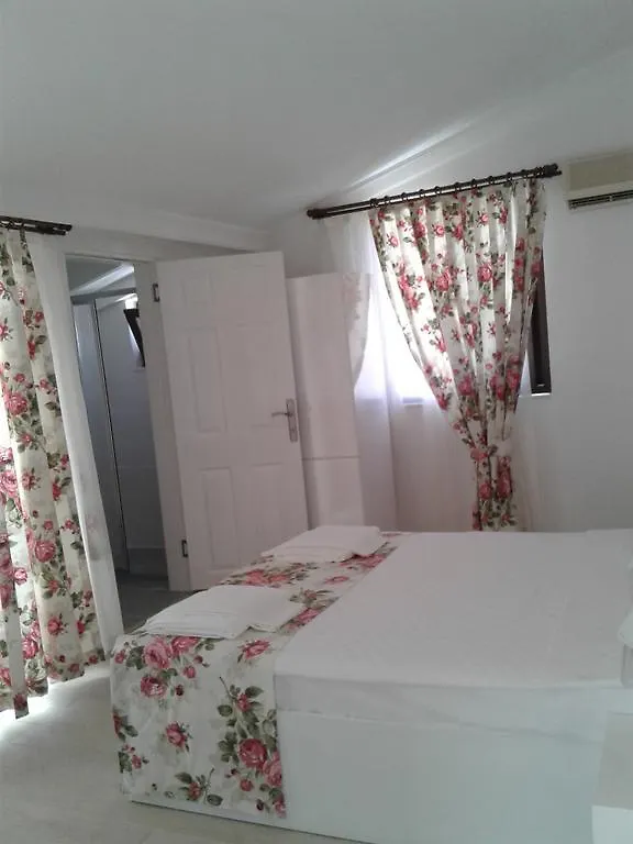 Yarimada Tatil Evi 호텔 말마리스 홈스테이