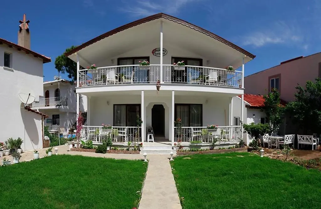 Yarimada Tatil Evi 호텔 말마리스