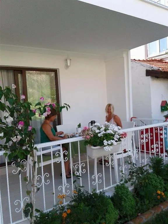 Yarimada Tatil Evi Hotel Marmaris Kwatera prywatna